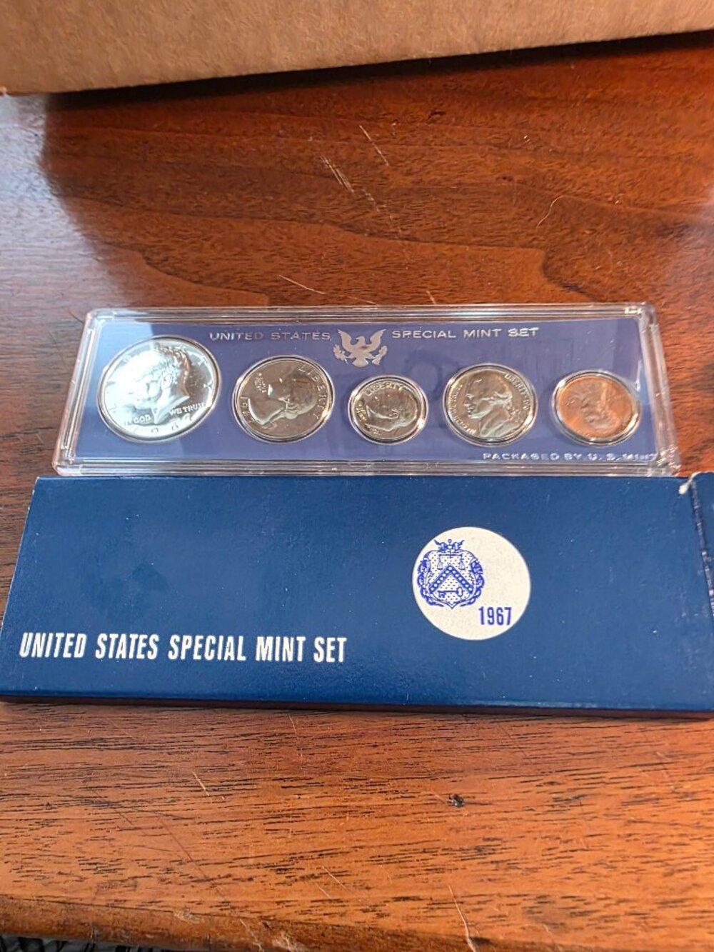 1967 UNITED STATES SPECIAL MINT SET OF COINS, NEW IN BOX